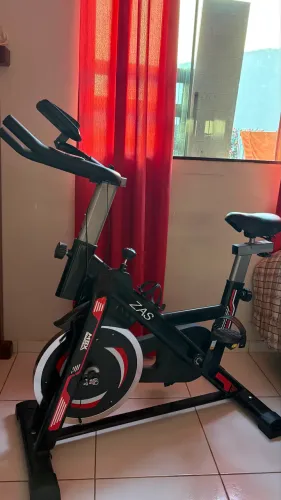 Vendo Bicicleta Spinning Ergométrica Roda Inércia 13kgs Mbx Fit