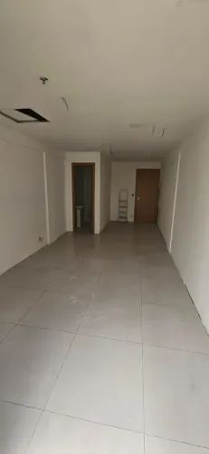 Escritório para aluguel possui 50 metros quadrados em Centro - Itaboraí - RJ