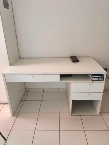Bancada/ Escrivaninha com Gavetas toda em MDF Reforçada 