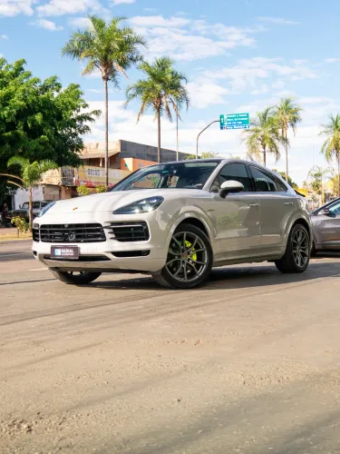 Porsche Cayenne Coupe Platinum ED. 3.0 (híbrido) 2022