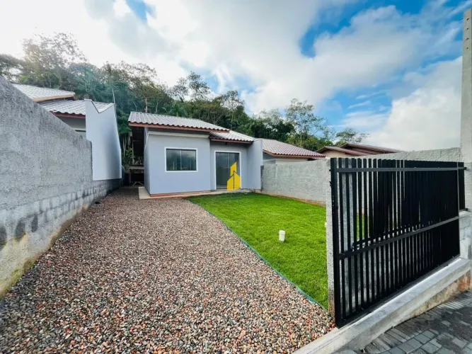 Casa nova à venda no Parque Arapongas em Indaial
