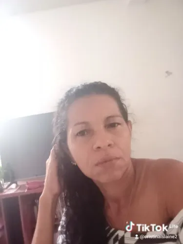 Doméstica e faxineira