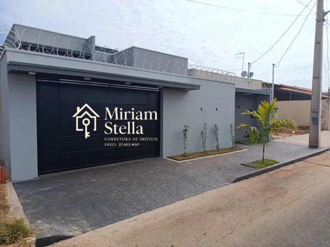 Vende lindo Imóvel Novo