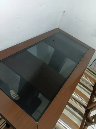 Mesa de jantar 6 cadeiras novas sem detalhes