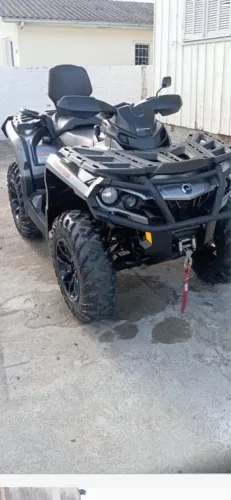 Quadriciclo can-an 850 max 2017,único dono (novíssimo)