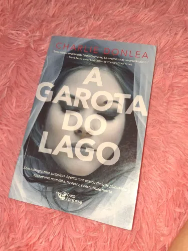 A Garota Do Lago