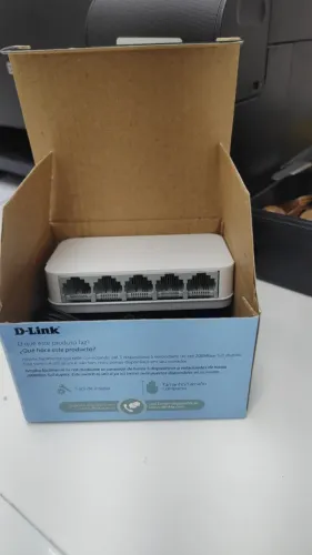 D-Link DES-1005C switch 5 portas usado na caixa aberta