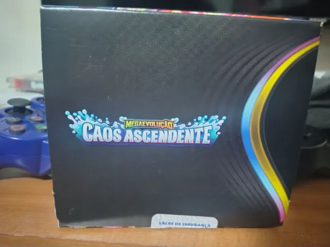 Booster Box Caos ascendente POKÉMON TCG