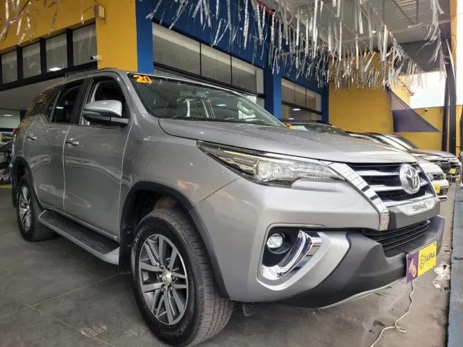 Toyota Hilux SW4 SRX 4X4 2.8 TDI 16V Dies. Aut. 2020
