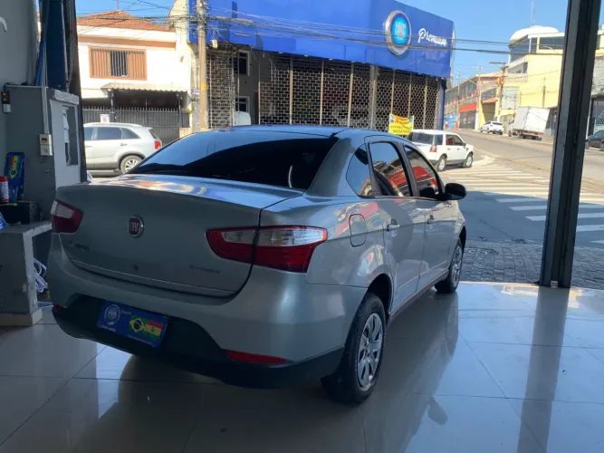 Fiat Grand Siena Attrac. 1.4 EVO F.flex 8V 2014