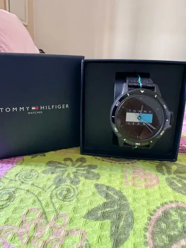 Vendo relógio Tommy jeans !