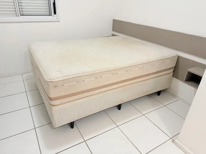 Cama de Casal com Base + Colchão Maxspring Herval