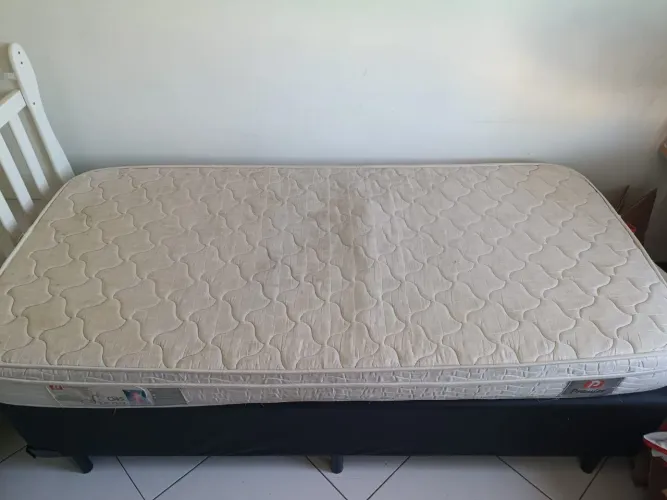 Cama box