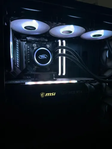 Kit Upgrade Ryzen 7 5700x3d + B550m MSI + 32gb Corsair 4600Mhz RT Series