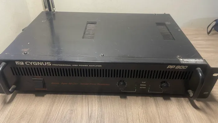 Amplificador de Potência Profissional Cygnus PP 800
