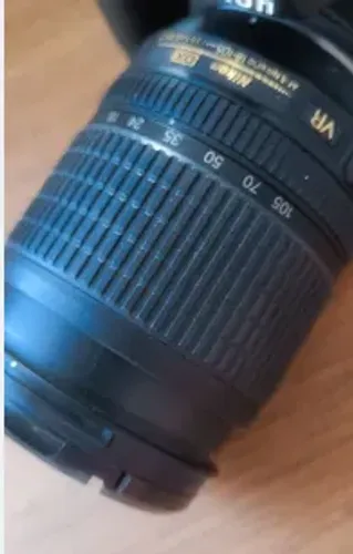 Lente Nikon 18-105mm VR AF-S DX
