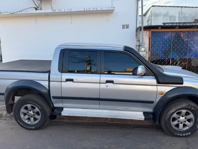 Mitsubishi L200 Outdoor GLS 2.5 4X4 CD TDI Diesel 2011