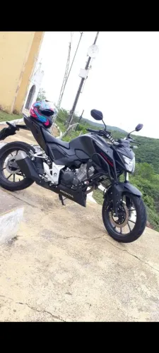 VENDO UMA CB TWISTER 300F