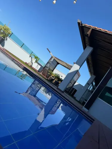 Casa para venda possui 700 metros quadrados com 5 quartos