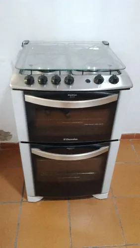 Fogão Eletrolux 4 bocas 2 fornos usado