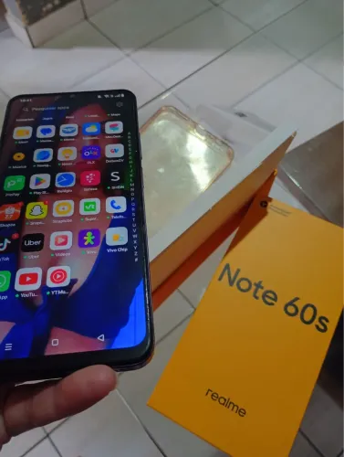 Vendo célula  realme note 60