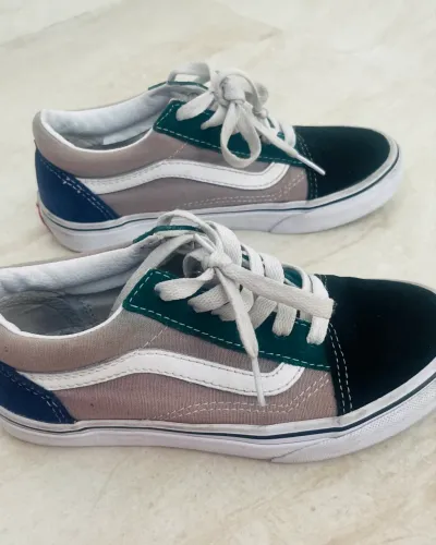 Tênis Vans infantil número 33