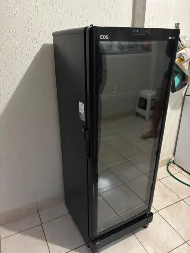 Refrigerador Vertical EOS 231 Litros