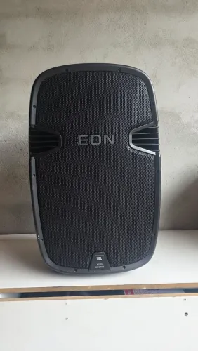 Caixa ativa jbl eon 515xt