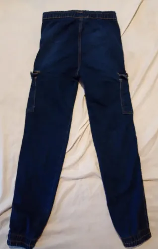 Calça usada uma vez