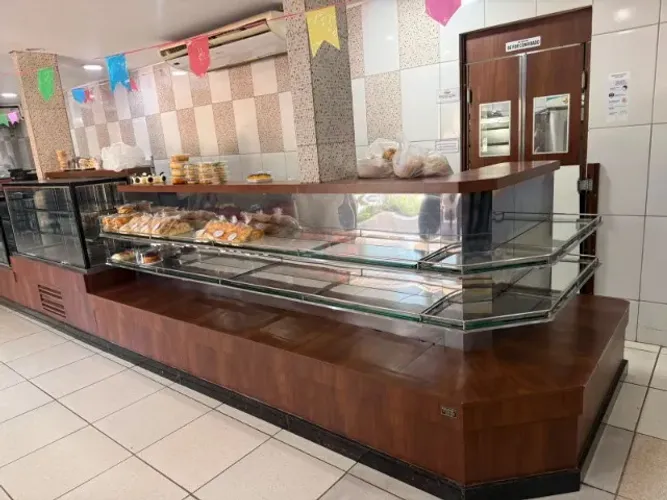 VENDA DE MOVEIS PARA PADARIA