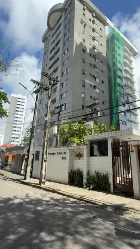 Imóvel para venda tem 100 metros quadrados com 3 quartos em Graças - Recife - PE