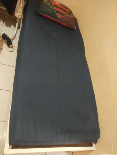 Cama de solteiro