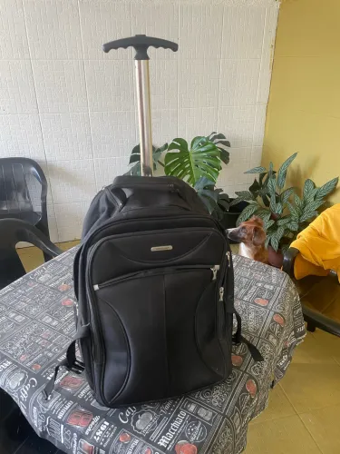 Mochila de viagem lêPostiche