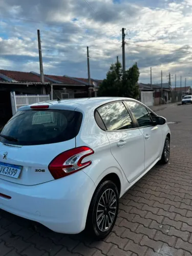 Peugeot 208 Active/active Pack 1.5 Flex 8V 5P 2014