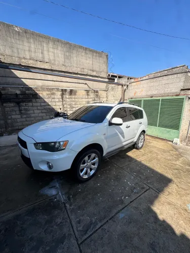 Mitsubishi Outlander 2.0 16V 160cv Aut. 2012