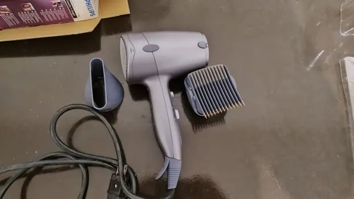Secador 2 em 1, seca e alisa, escova o cabelo Philips SalonDry 'n' Straight