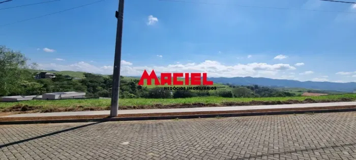 Terreno de 1087 m² - Colinas do Parahyba em Condomínio Fechado - São José dos Campos