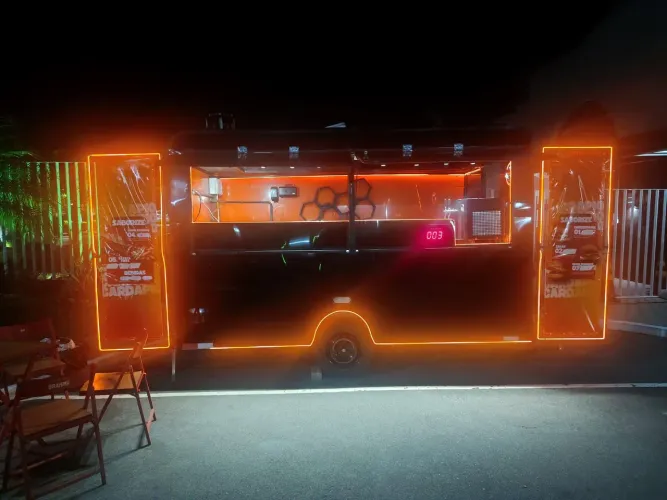 Food truck 