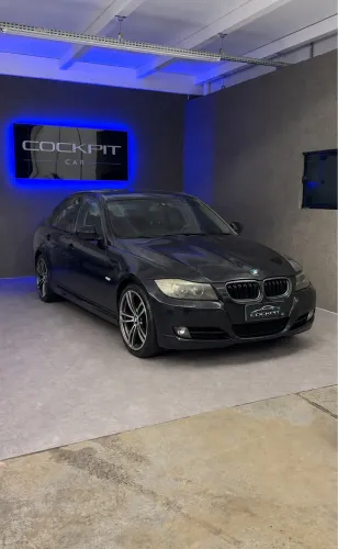 BMW 320I A 2010