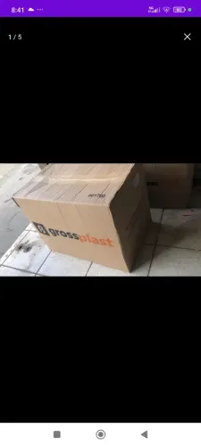 Caixa de papelão grande 