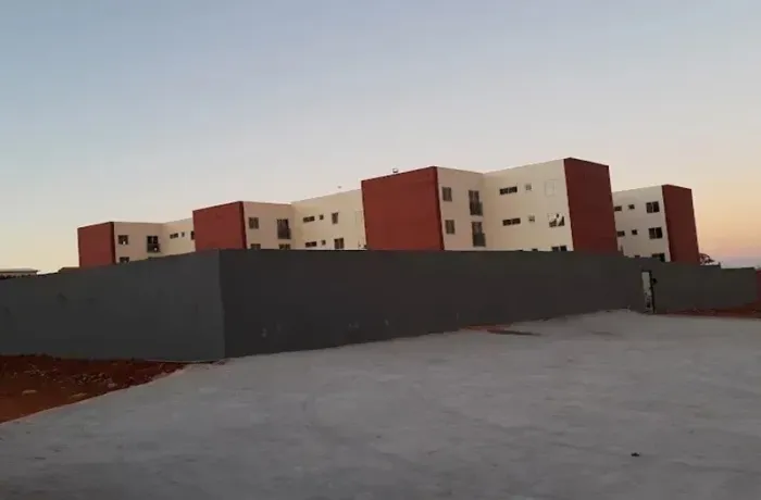 More em Condomínio Clube | 2 Quartos | Próximo à BR-040