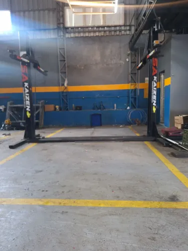 Vende se um elevador automotivo 2500