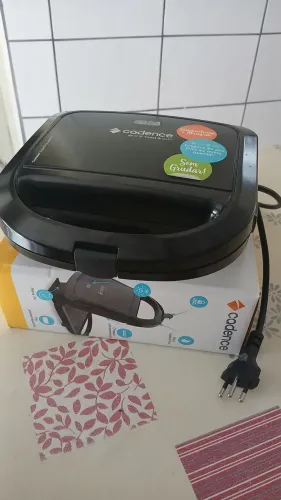 Sanduicheira Elétrica 220V