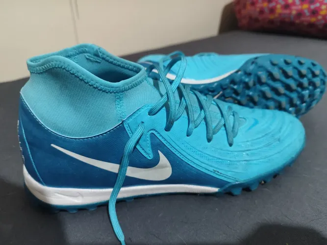 Chuteira Nike Phantom lunna n40