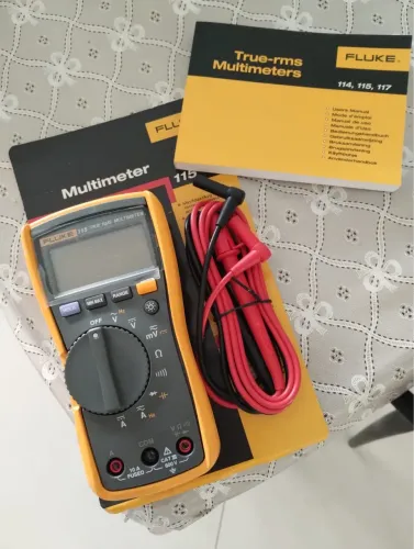 Multimetro FLUKE 115 TRUE RMS