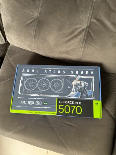 RTX 5070 ASUS ATLAS SHARK 12GB lacrada 