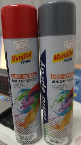 Desapegando de duas Tintas spray, uma primer e outra na cor vermelha. Novas sem uso.