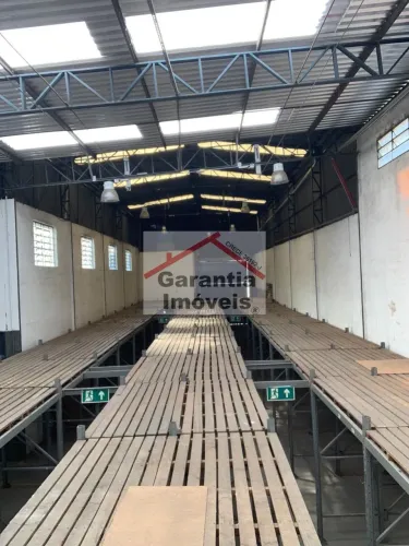 Galpão para Locação em Piratininga, Osasco - 500m²