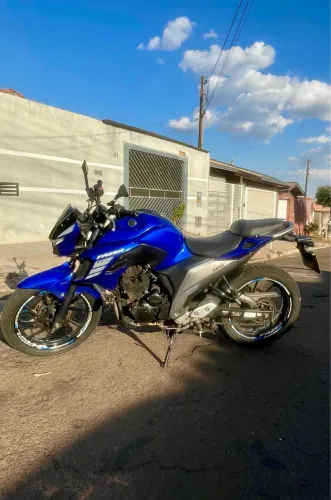 Yamaha Fazer 250 2022 Azul - Excelente Estado - R$ 20.000