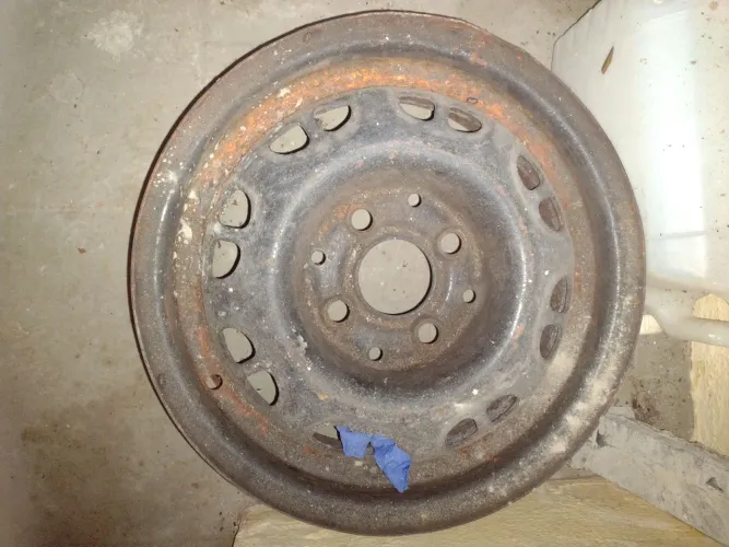 Roda de ferro aro 13